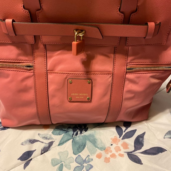 Henri Bendel Pink Jetsetter - Picture 7 of 7